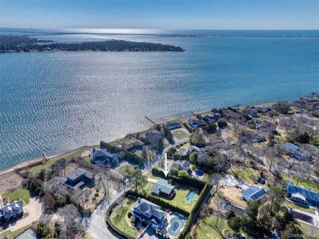 8 Romana Drive, Hampton Bays, NY 11946