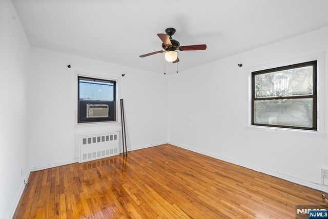 420 Park 3F, Fort Lee, NJ 07024