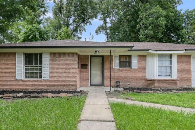 405 Wilson Road, Conroe, TX 77301