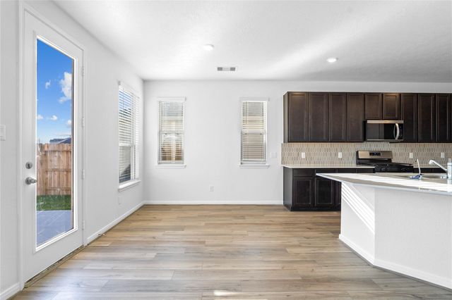 2819 Lyra Court, Fresno, TX 77545