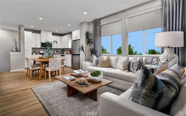 4154 S S. LIMECREST PASEO 112, Ontario, CA 91761