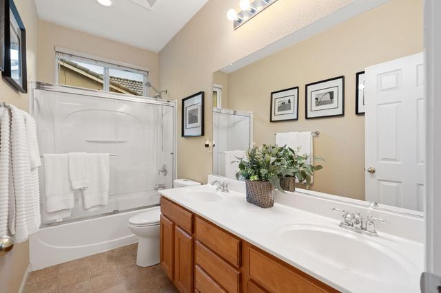 3362 Mas Amilos Way, Sacramento, CA 95835