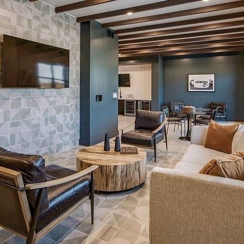 2232 Empire Central Drive 323, Dallas, TX 75235