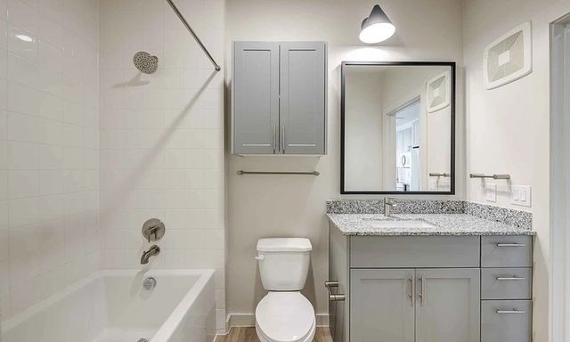 2232 Empire Central Drive 323, Dallas, TX 75235