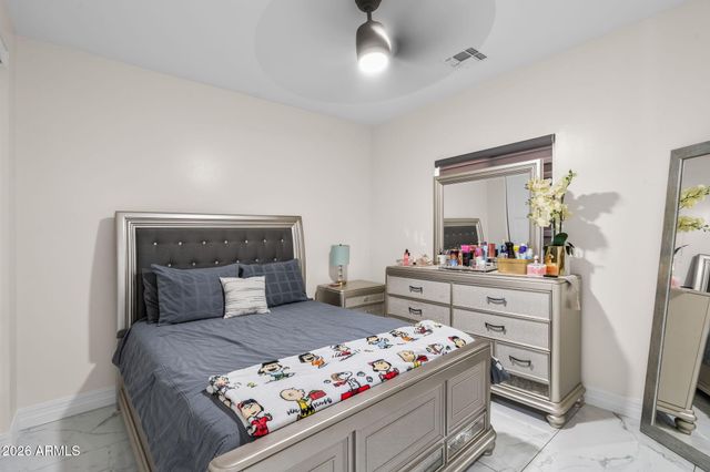 12926 W WOLFLEY Drive, El Mirage, AZ 85335