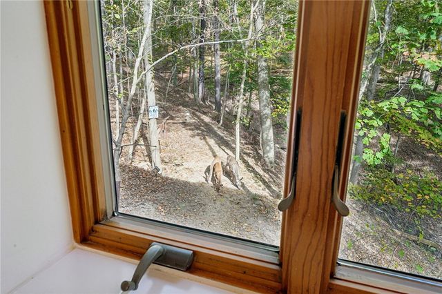 1123 Juanita Dr, Robinson Twp, PA 15108