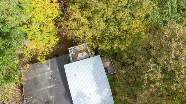 1123 Juanita Dr, Robinson Twp, PA 15108