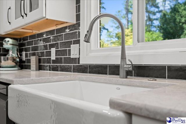 2501 W Keswick, Florence, SC 29501