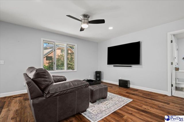 2501 W Keswick, Florence, SC 29501