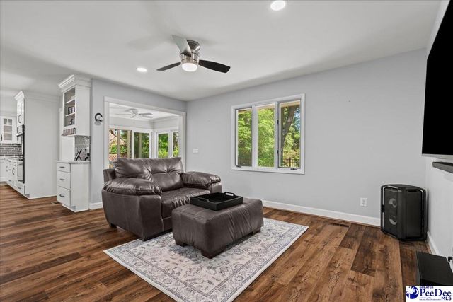 2501 W Keswick, Florence, SC 29501