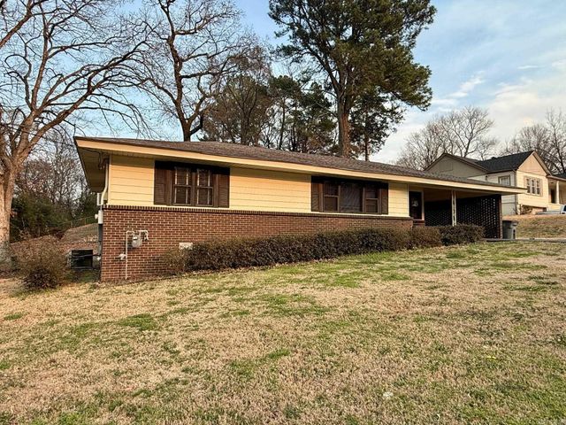 504 Wildwood Circle, Hot Springs, AR 71901
