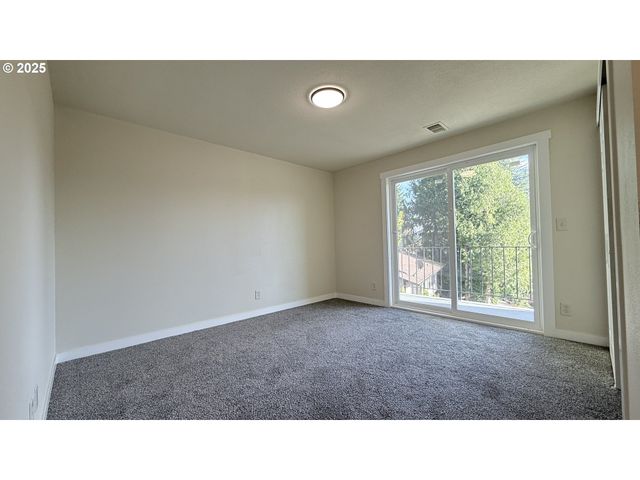 65 Sw PLEASANT VIEW Ave, Gresham, OR 97030