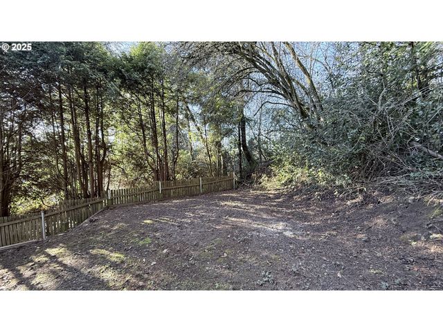 65 Sw PLEASANT VIEW Ave, Gresham, OR 97030