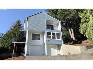 65 Sw PLEASANT VIEW Ave, Gresham, OR 97030