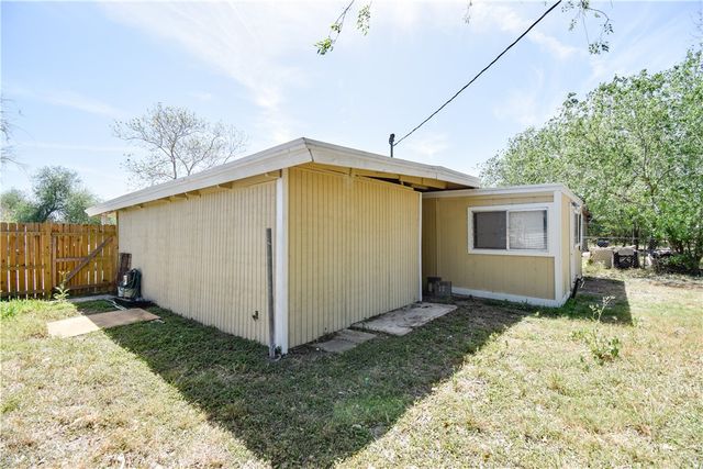 4613 Odem Dr, Corpus Christi, TX 78415