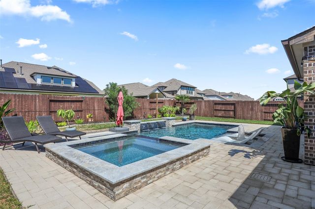 13018 Wintery Tide Drive, Texas City, TX 77568