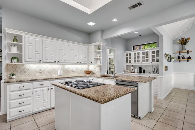 1375 Shores Circle, Rockwall, TX 75087