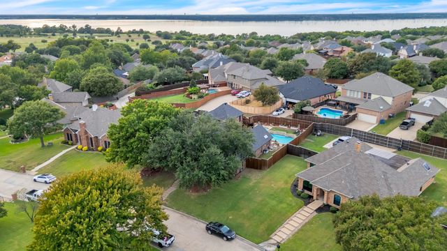1375 Shores Circle, Rockwall, TX 75087