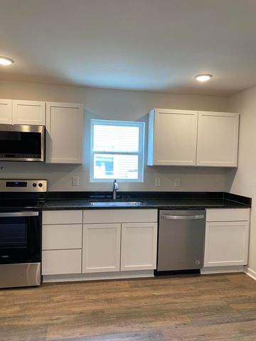 5806 Sledge Street A, Hanahan, SC 29410