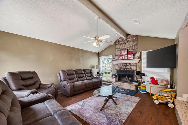 12811 Hidden Castle Drive, Houston, TX 77015