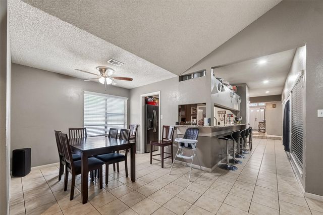 12811 Hidden Castle Drive, Houston, TX 77015