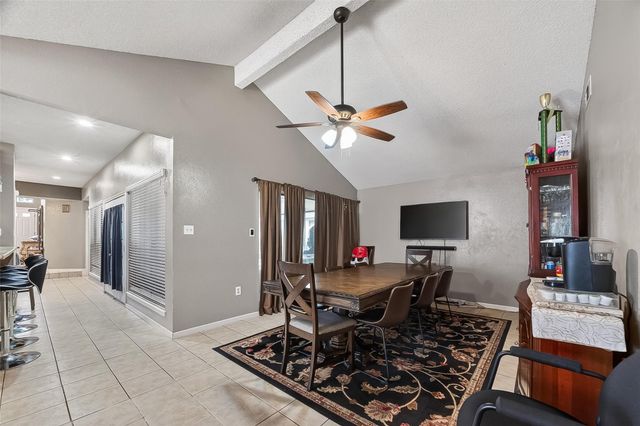 12811 Hidden Castle Drive, Houston, TX 77015