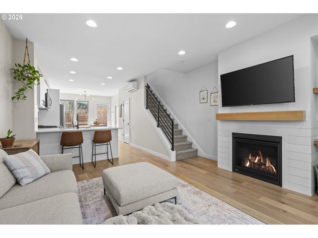 6419 N MONTANA Ave, Portland, OR 97217