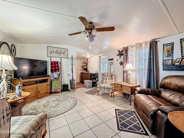 5391 JENKINS LOOP Drive, Keystone Heights, FL 32656