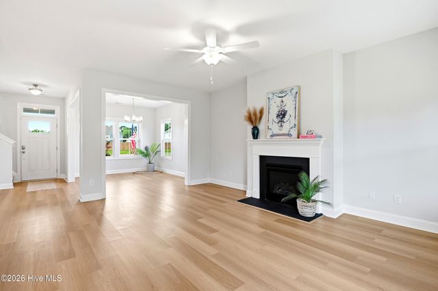 55 N Dyer Drive, Hampstead, NC 28443