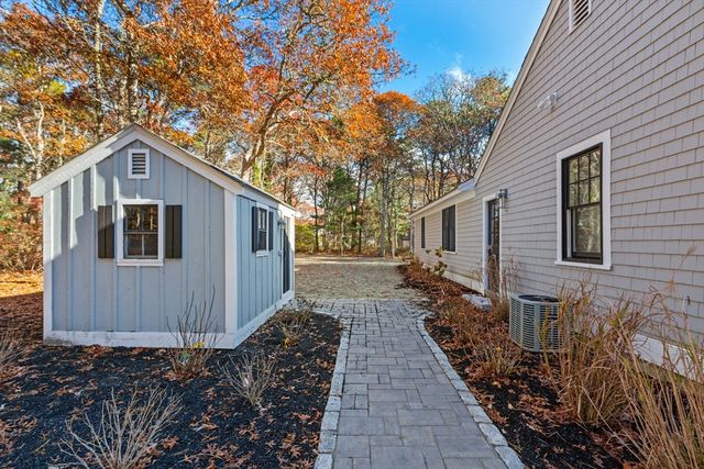 83 Peacock Drive, Barnstable, MA 02601