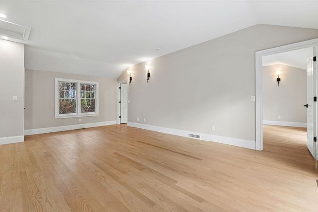 83 Peacock Drive, Barnstable, MA 02601