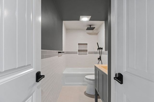 83 Peacock Drive, Barnstable, MA 02601