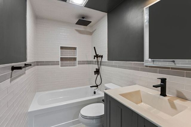 83 Peacock Drive, Barnstable, MA 02601