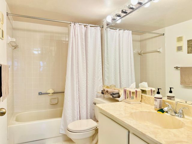 4725 E Lucerne Lakes Blvd Boulevard E 311, Lake Worth, FL 33467