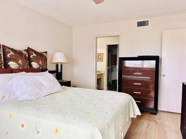 4725 E Lucerne Lakes Blvd Boulevard E 311, Lake Worth, FL 33467