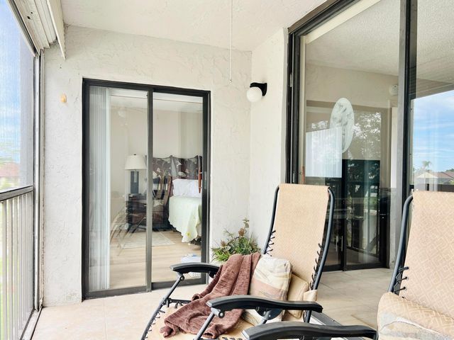 4725 E Lucerne Lakes Blvd Boulevard E 311, Lake Worth, FL 33467