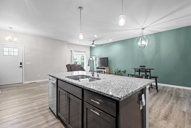 2832 Frisee Drive, Fitchburg, WI 53711