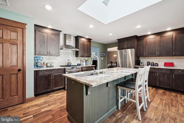 1416 GEORGIAN DR, Moorestown, NJ 08057