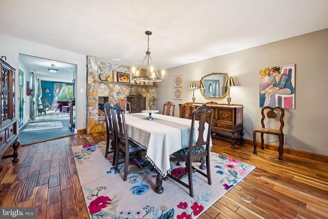 1416 GEORGIAN DR, Moorestown, NJ 08057