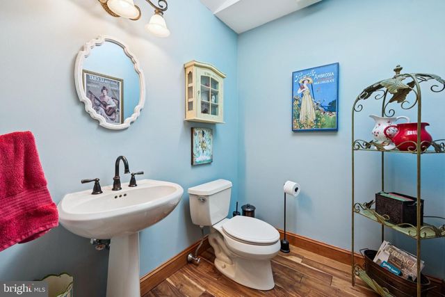 1416 GEORGIAN DR, Moorestown, NJ 08057