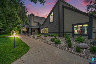 4310 S Minnesota Ave, Sioux Falls, SD 57105