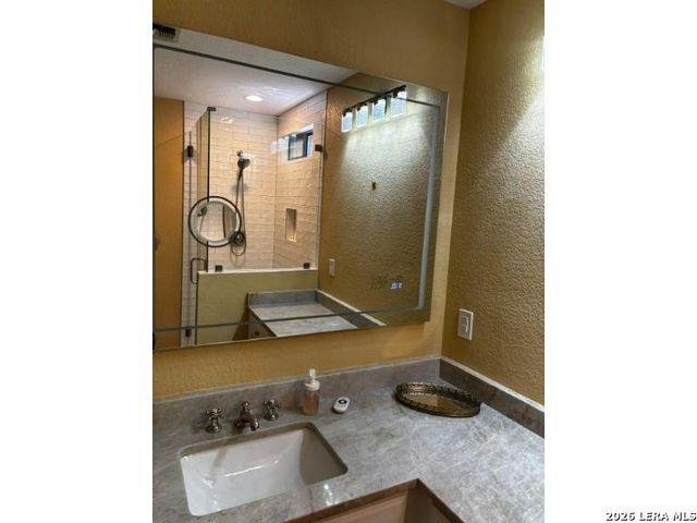 625 SECOND ST, Comfort, TX 78013