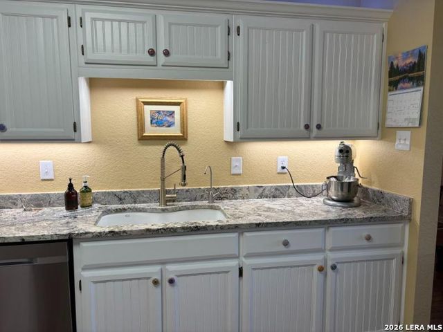 625 SECOND ST, Comfort, TX 78013
