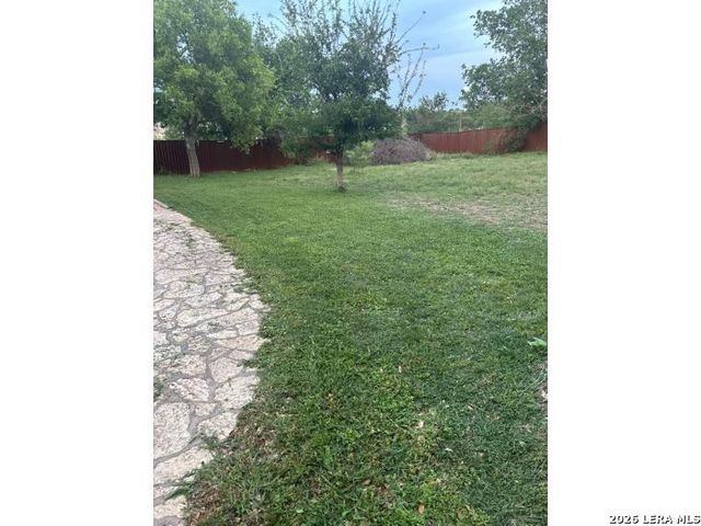 625 SECOND ST, Comfort, TX 78013