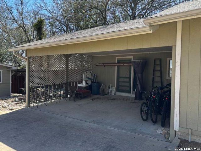 625 SECOND ST, Comfort, TX 78013