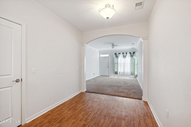 1613 E Brooklynn Park, Toledo, OH 43615