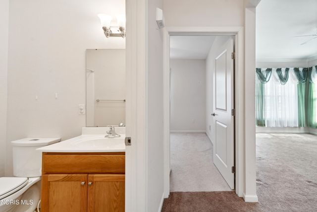 1613 E Brooklynn Park, Toledo, OH 43615