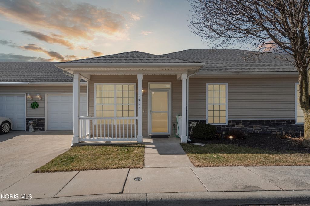 1613 E Brooklynn Park, Toledo, OH 43615