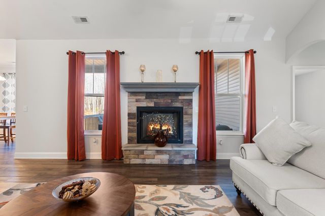 615 Forden Drive, Wellford, SC 20385