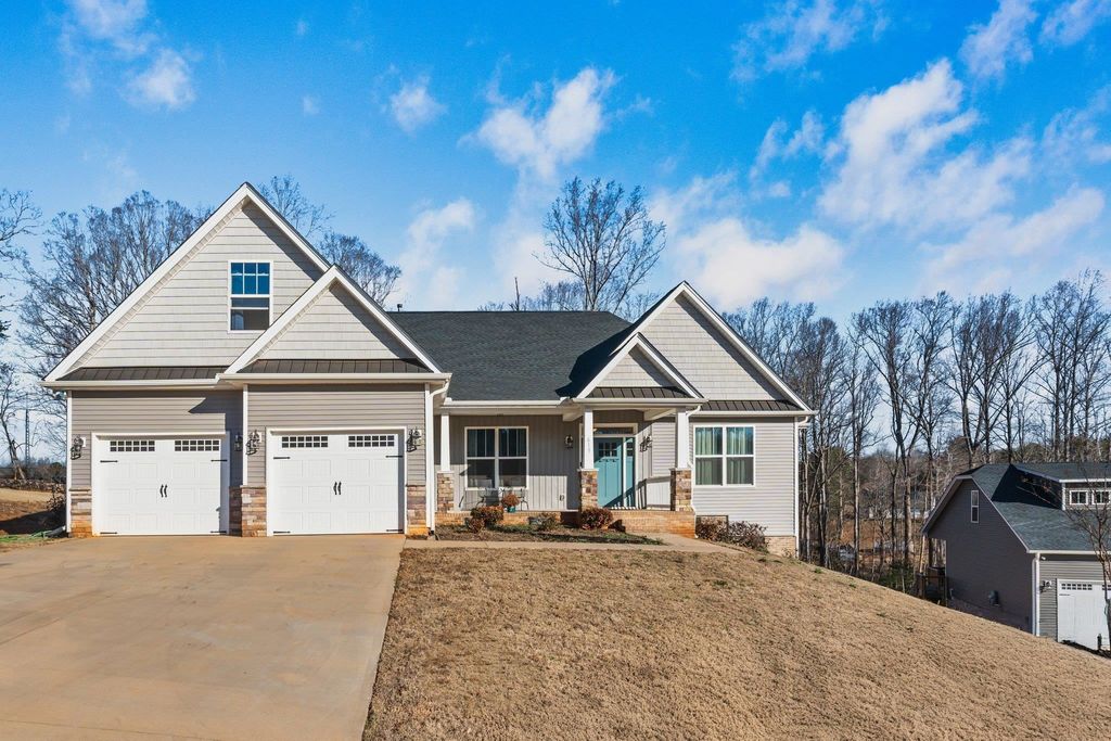 615 Forden Drive, Wellford, SC 20385
